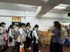 Students visit the warehouse of Feeding Hong Kong.